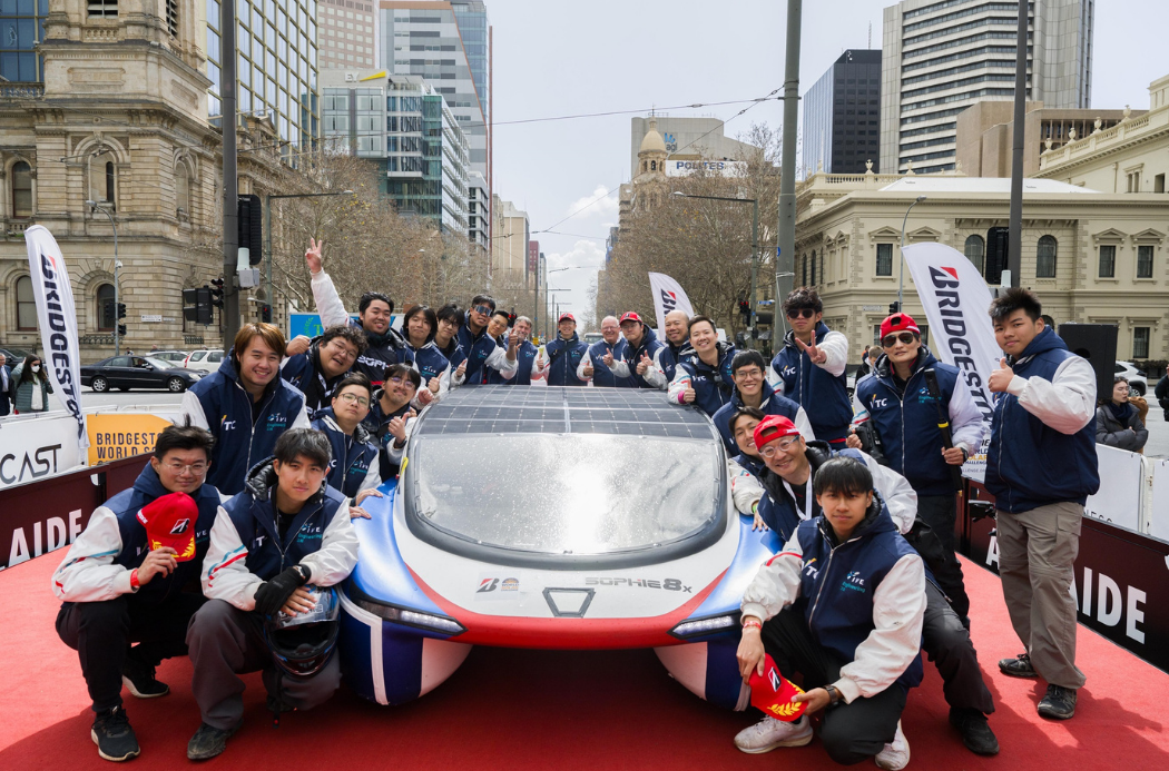 VTC太陽能車隊世界賽稱王