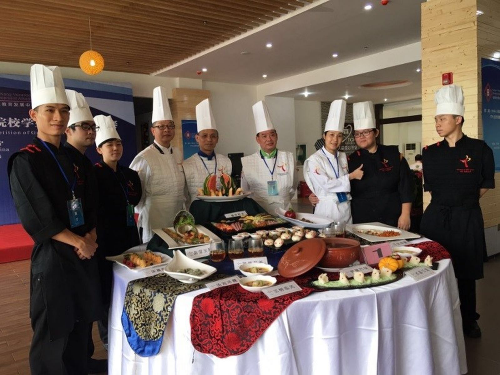 中華廚藝學院
再次勇奪兩大國際賽獎項